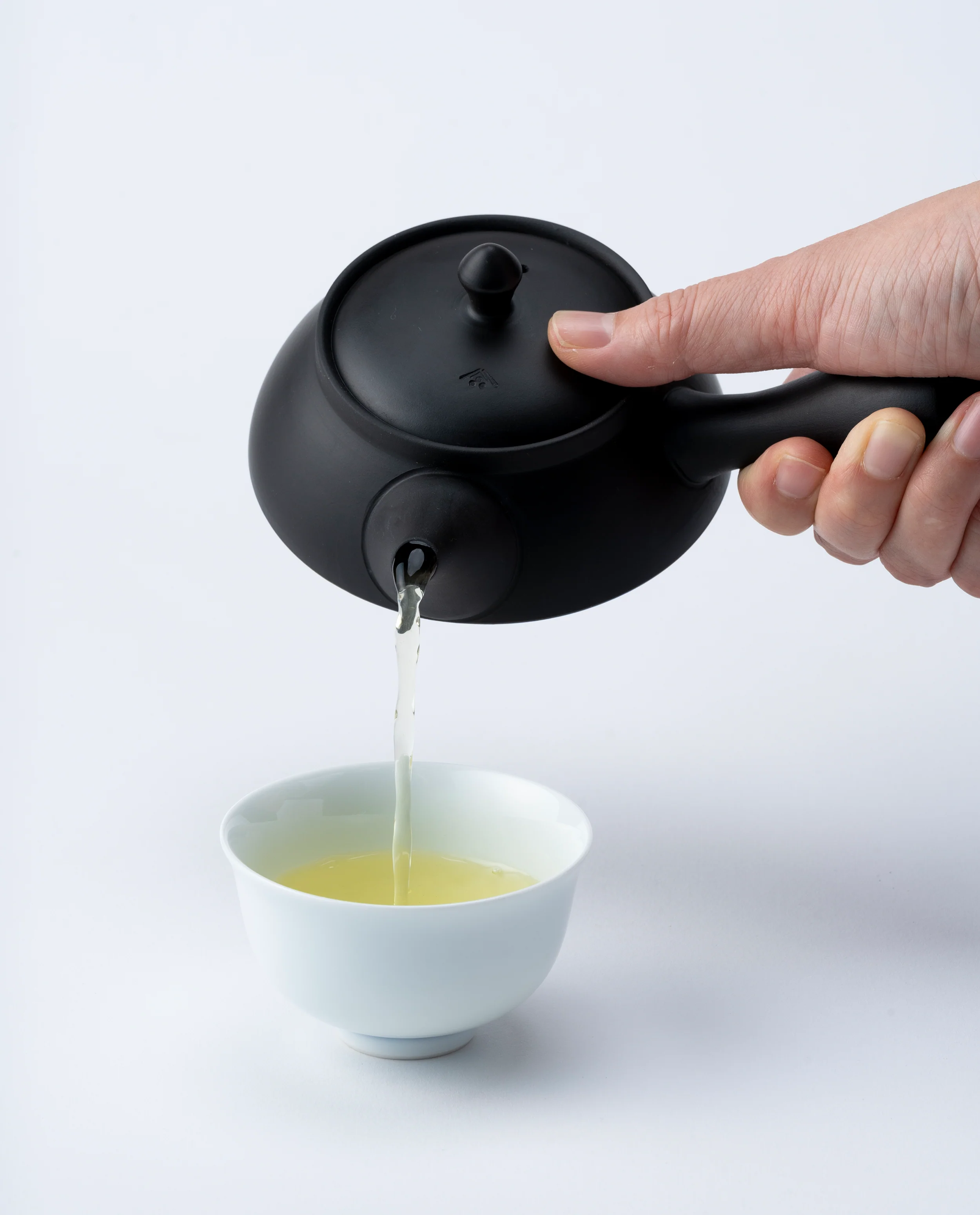 Left-handed Black Kyusu Teapot (Tokoname-yaki) - Image 6